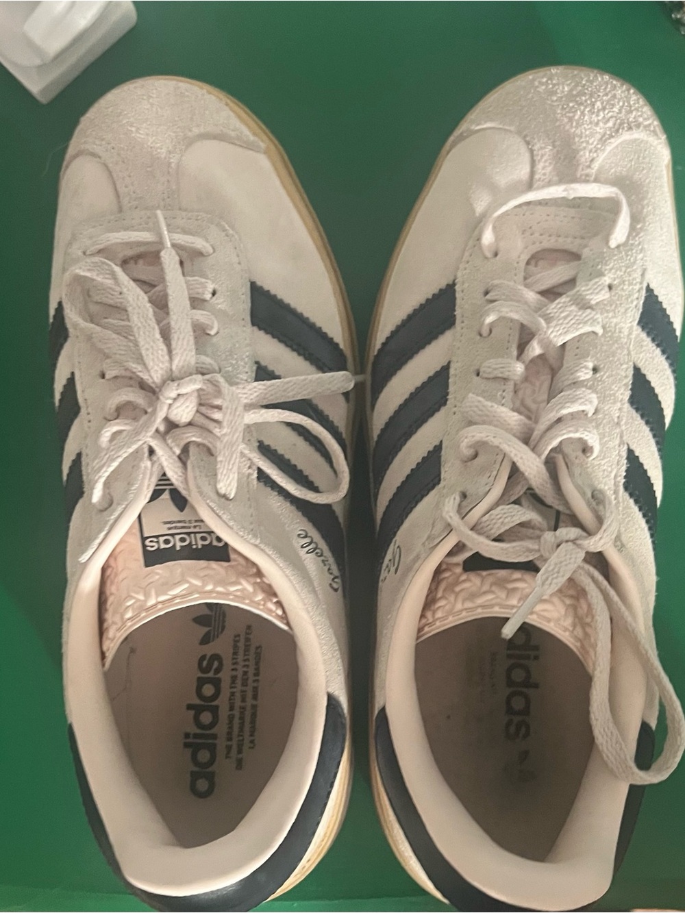 🩷🖤 ADIDAS Gazelle Bold Platform Sneakers Women’s Size 9 pale pink/ black Suede